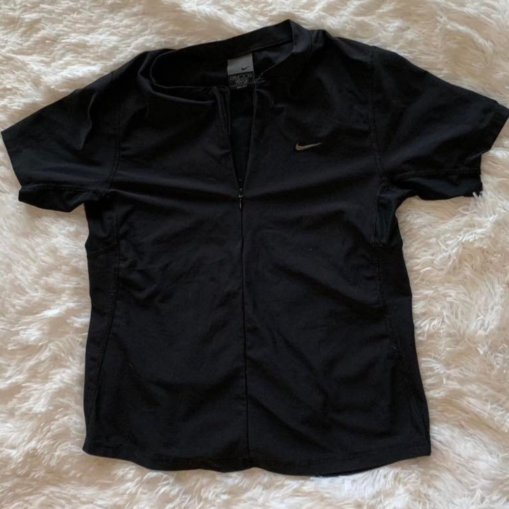 Nike Black Dri-Fit Biking Shirt in Medium